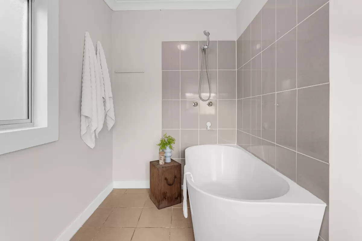 61 Trevenar Street, Ashbury Sold by Rich & Oliva - image 13
