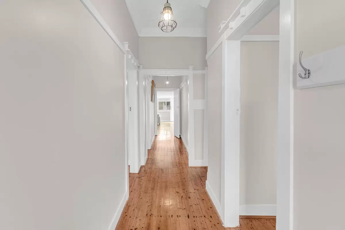 61 Trevenar Street, Ashbury Sold by Rich & Oliva - image 3