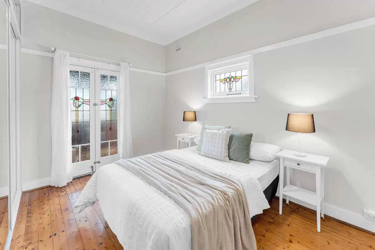 61 Trevenar Street, Ashbury Sold by Rich & Oliva - image 2