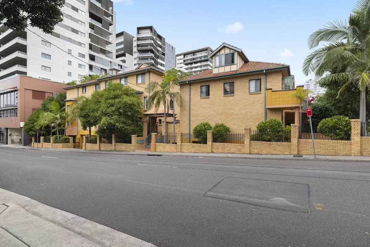 9/2-6 Gloucester Avenue, Burwood Sold by Rich & Oliva - image 15