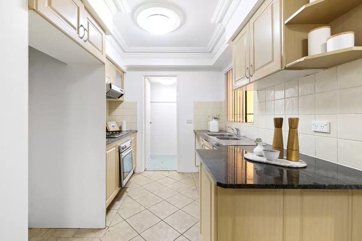 9/2-6 Gloucester Avenue, Burwood Sold by Rich & Oliva - image 8