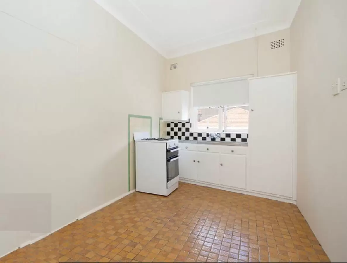 21/23 A'Beckett Street, Ashfield Leased by Rich & Oliva - image 3