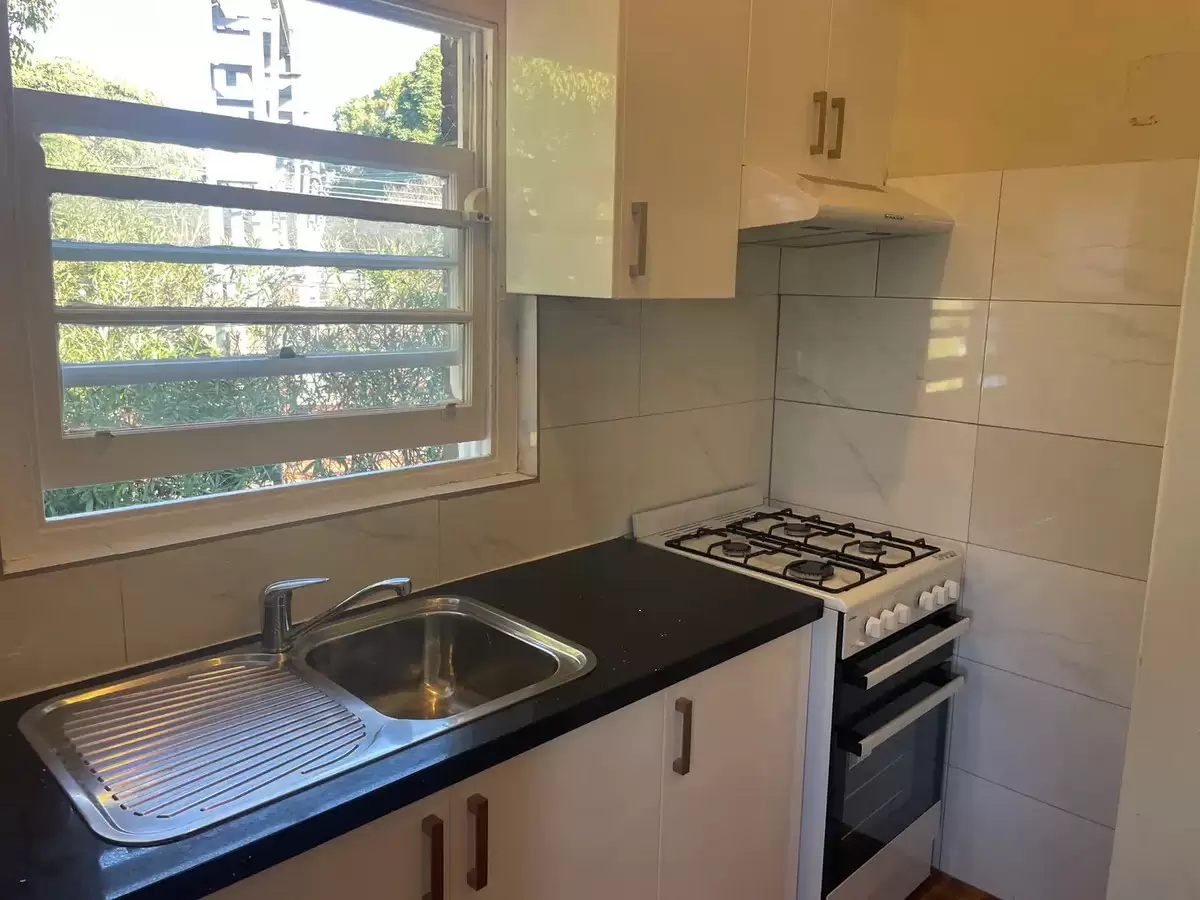 4/27 West Street, Petersham Leased by Rich & Oliva - image 4