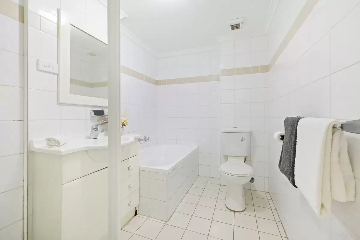 32/1-9 Mt Pleasant Avenue, Burwood Sold by Rich & Oliva - image 10