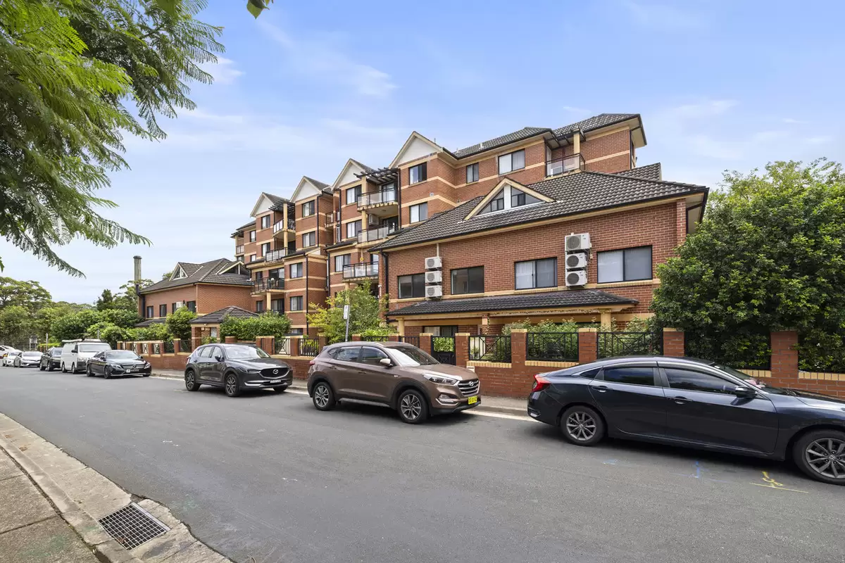 32/1-9 Mt Pleasant Avenue, Burwood Sold by Rich & Oliva - image 12
