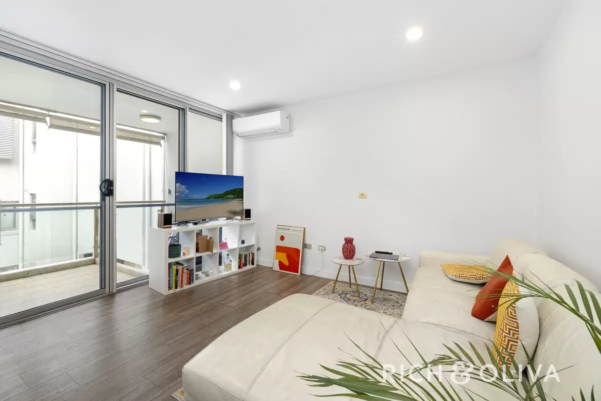 4/409 Illawarra Road, Marrickville Leased by Rich & Oliva - image 1