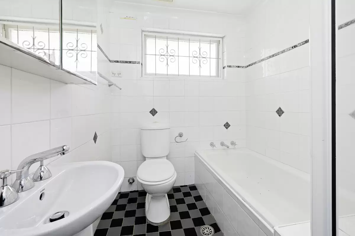 1/26 Morris Ave,., Croydon Park Leased by Rich & Oliva - image 7