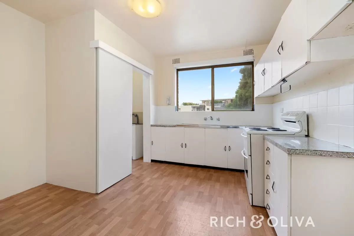 6/4 Mooney Street, Strathfield South Leased by Rich & Oliva - image 2