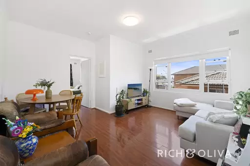 9/63 Albert Crescent.,, Burwood Leased by Rich & Oliva