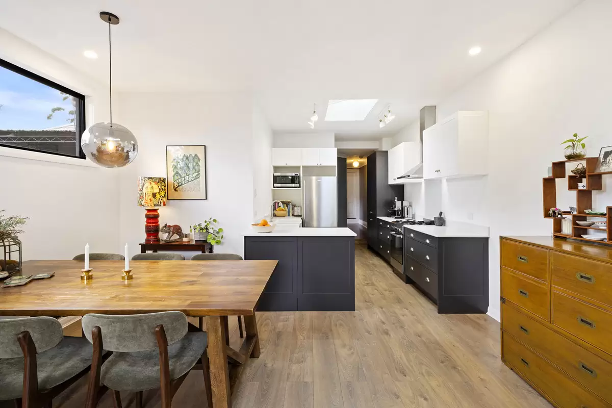 42 Holborow Street, Croydon Sold by Rich & Oliva - image 9
