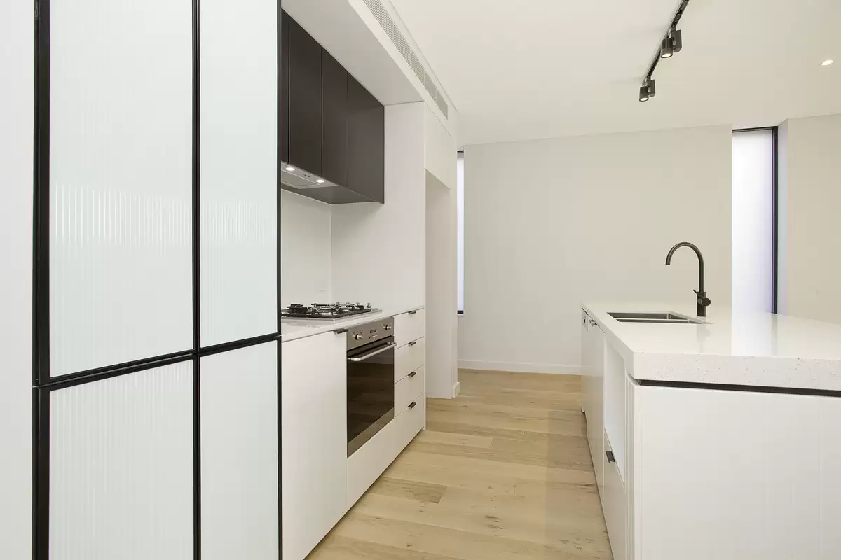 301/1 Flour Mill Way, Summer Hill Sold by Rich & Oliva - image 2