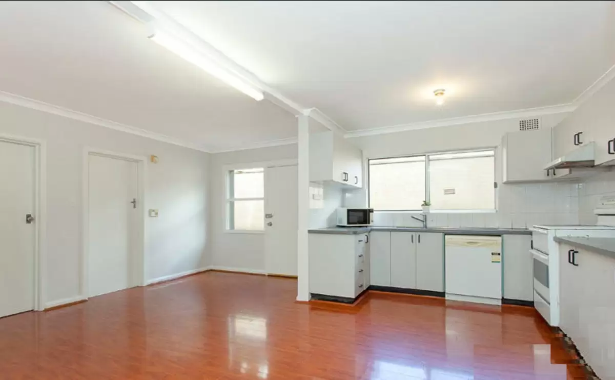 39 Maria Street, Petersham Leased by Rich & Oliva - image 2