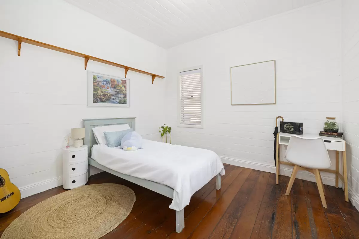 53 Milton Street, Ashfield Sold by Rich & Oliva - image 2