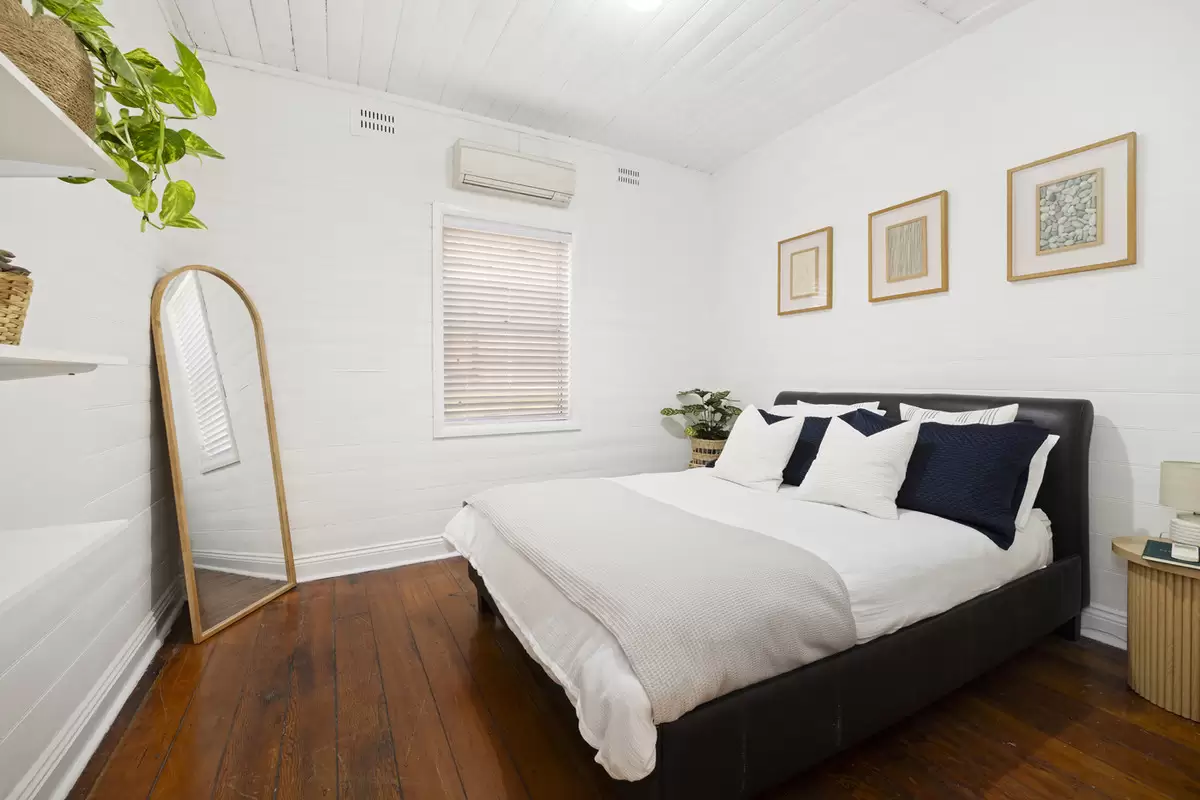 53 Milton Street, Ashfield Sold by Rich & Oliva - image 5