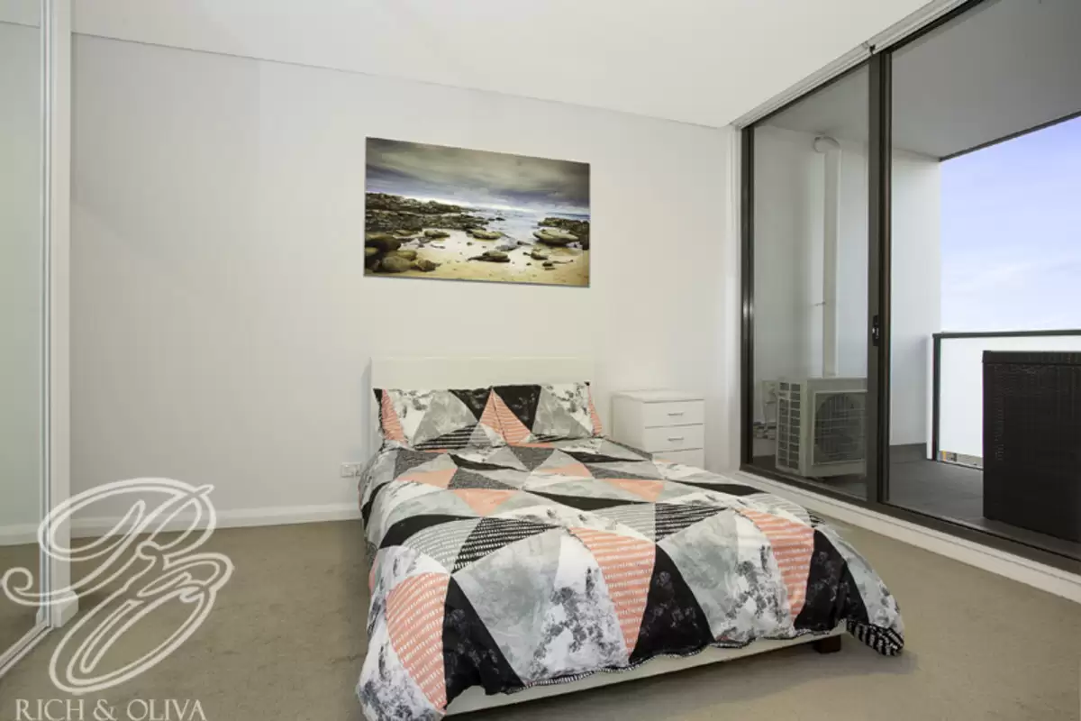 C305/11 Mashman Avenue, Kingsgrove Sold by Rich & Oliva - image 6