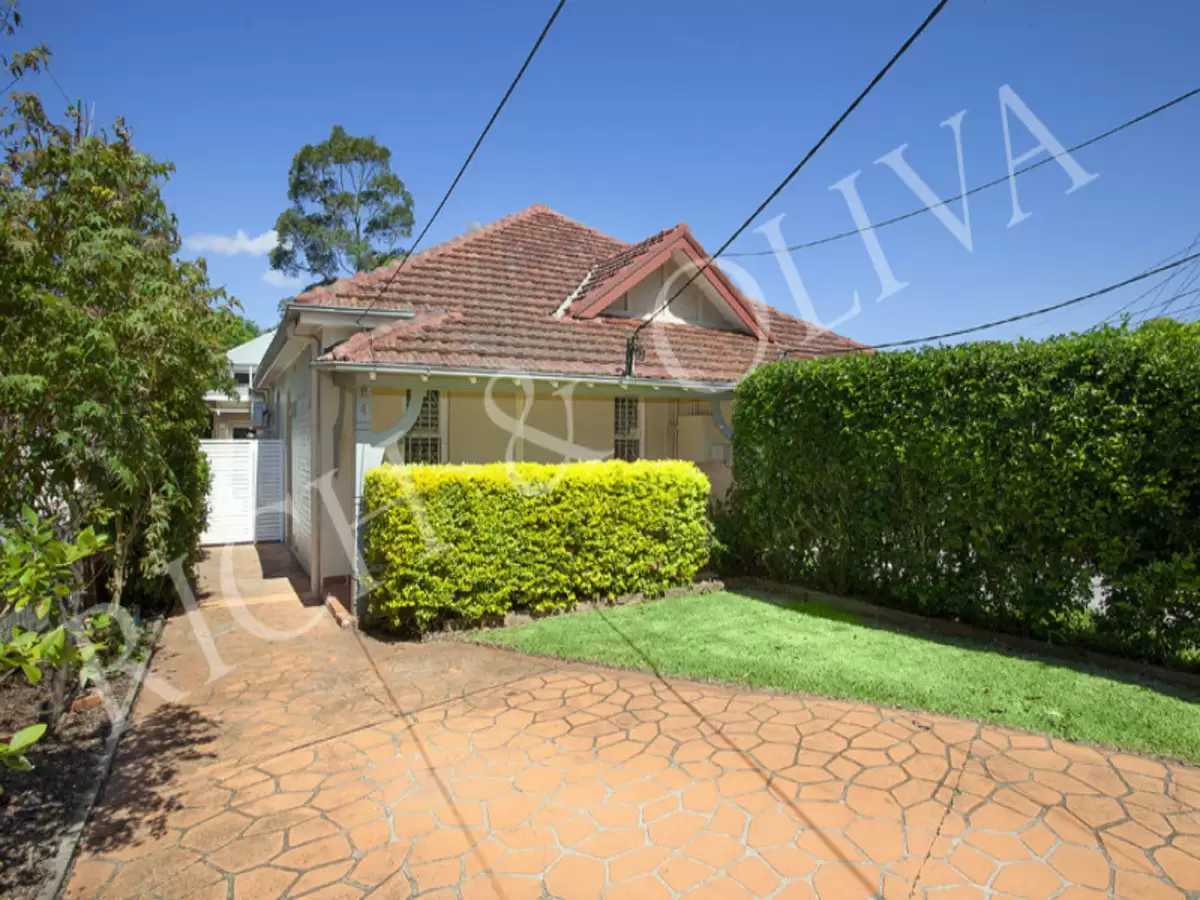 4 Holborow Street, Croydon Leased by Rich & Oliva - image 1