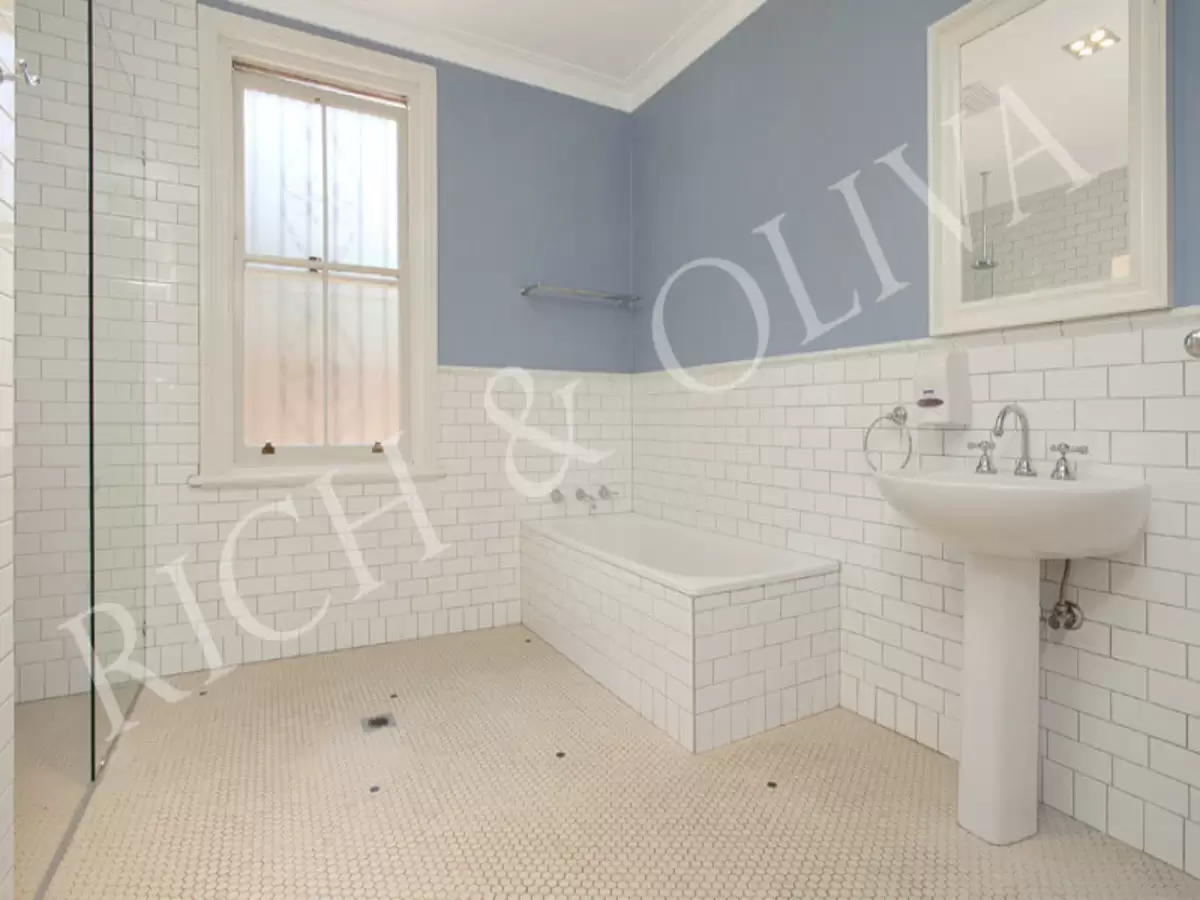 4 Holborow Street, Croydon Leased by Rich & Oliva - image 8