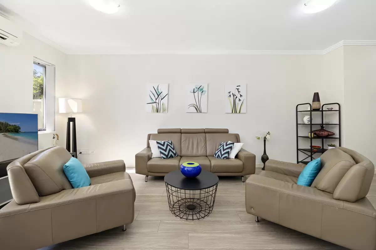 1/92 Liverpool Road, Burwood Heights Sold by Rich & Oliva - image 3