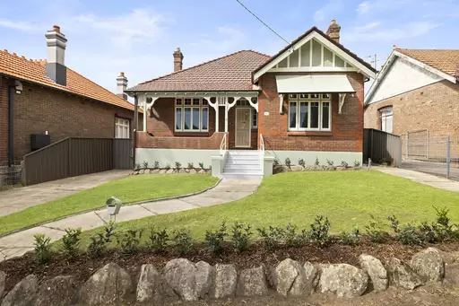8 David Street, Croydon Sold by Rich & Oliva