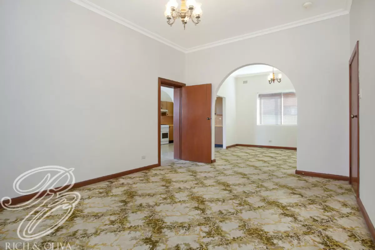 39 Beaufort Street, Croydon Park Sold by Rich & Oliva - image 2