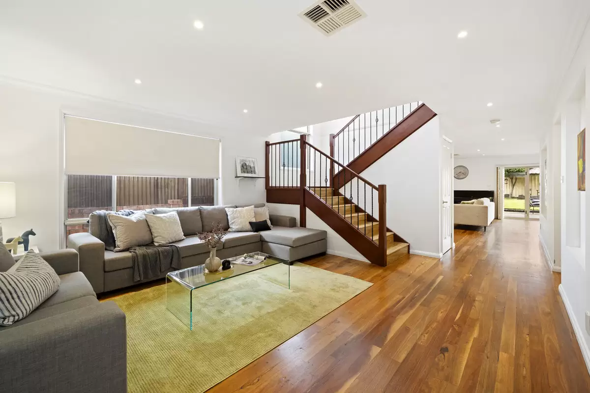 13 Cooks Avenue, Canterbury Sold by Rich & Oliva - image 2
