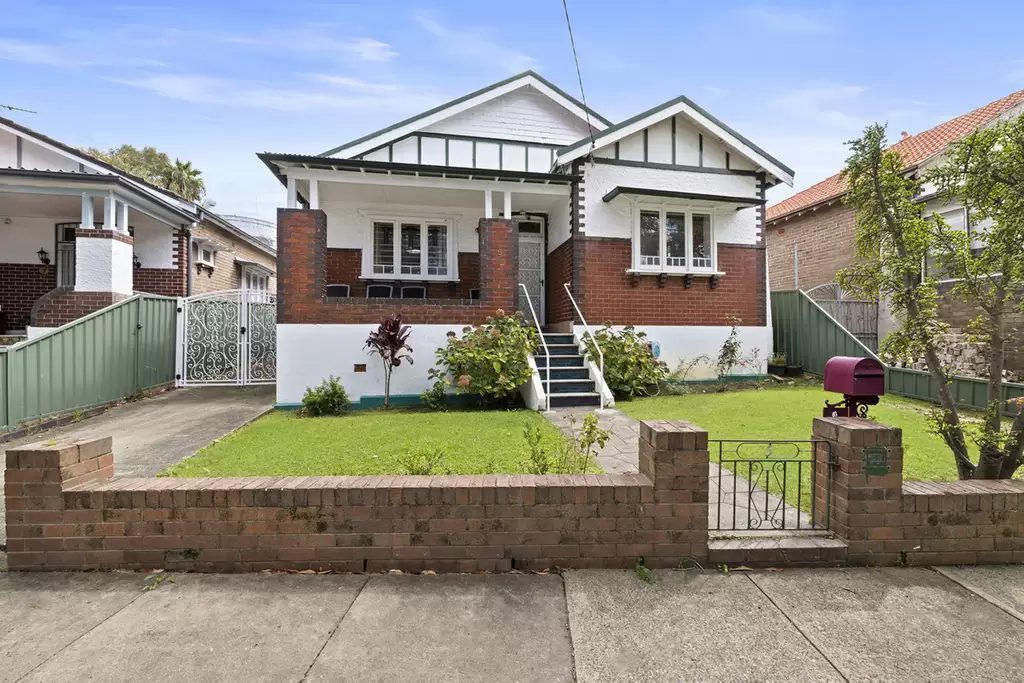 5 Goodwin Avenue, Ashfield Sold by Rich & Oliva