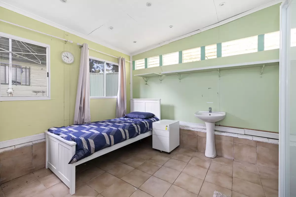 5 Goodwin Avenue, Ashfield Sold by Rich & Oliva - image 10