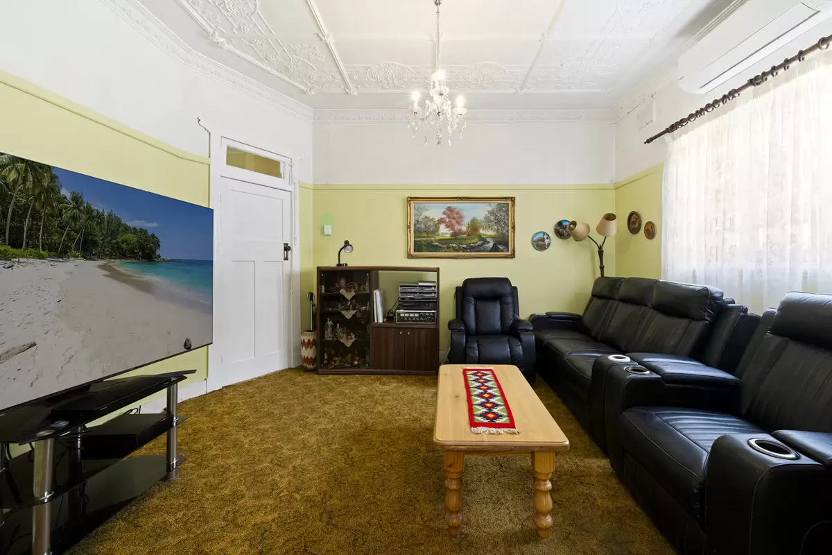 5 Goodwin Avenue, Ashfield Sold by Rich & Oliva - image 6