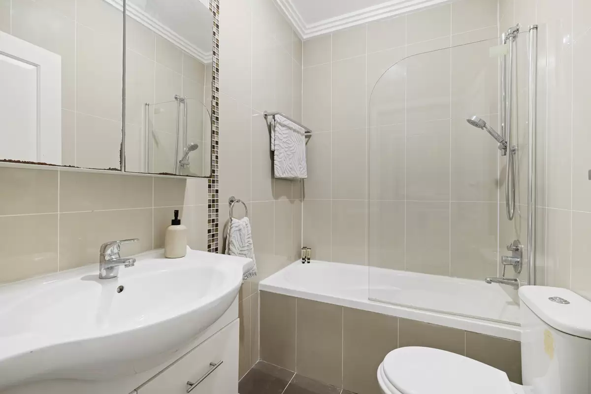 19 Queen Street, Croydon Sold by Rich & Oliva - image 17