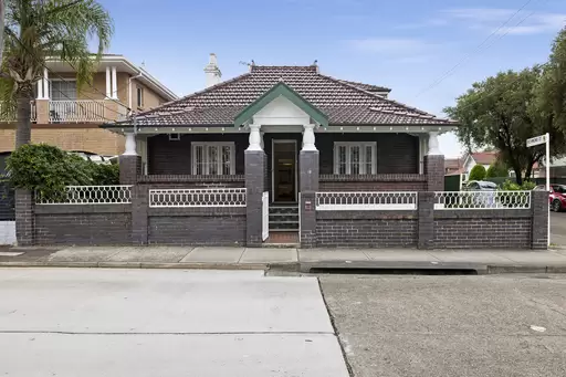 19 Queen Street, Croydon Sold by Rich & Oliva