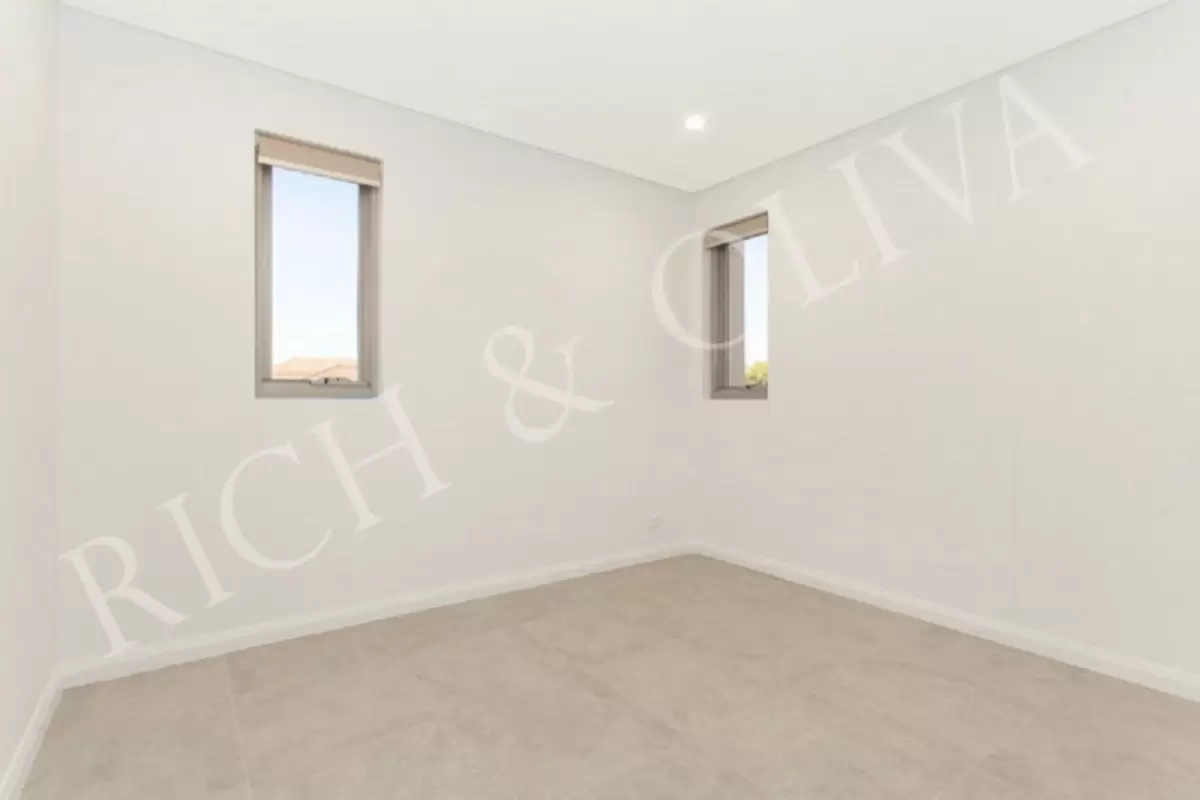 4/13 Seventh Avenue, Campsie Leased by Rich & Oliva - image 6