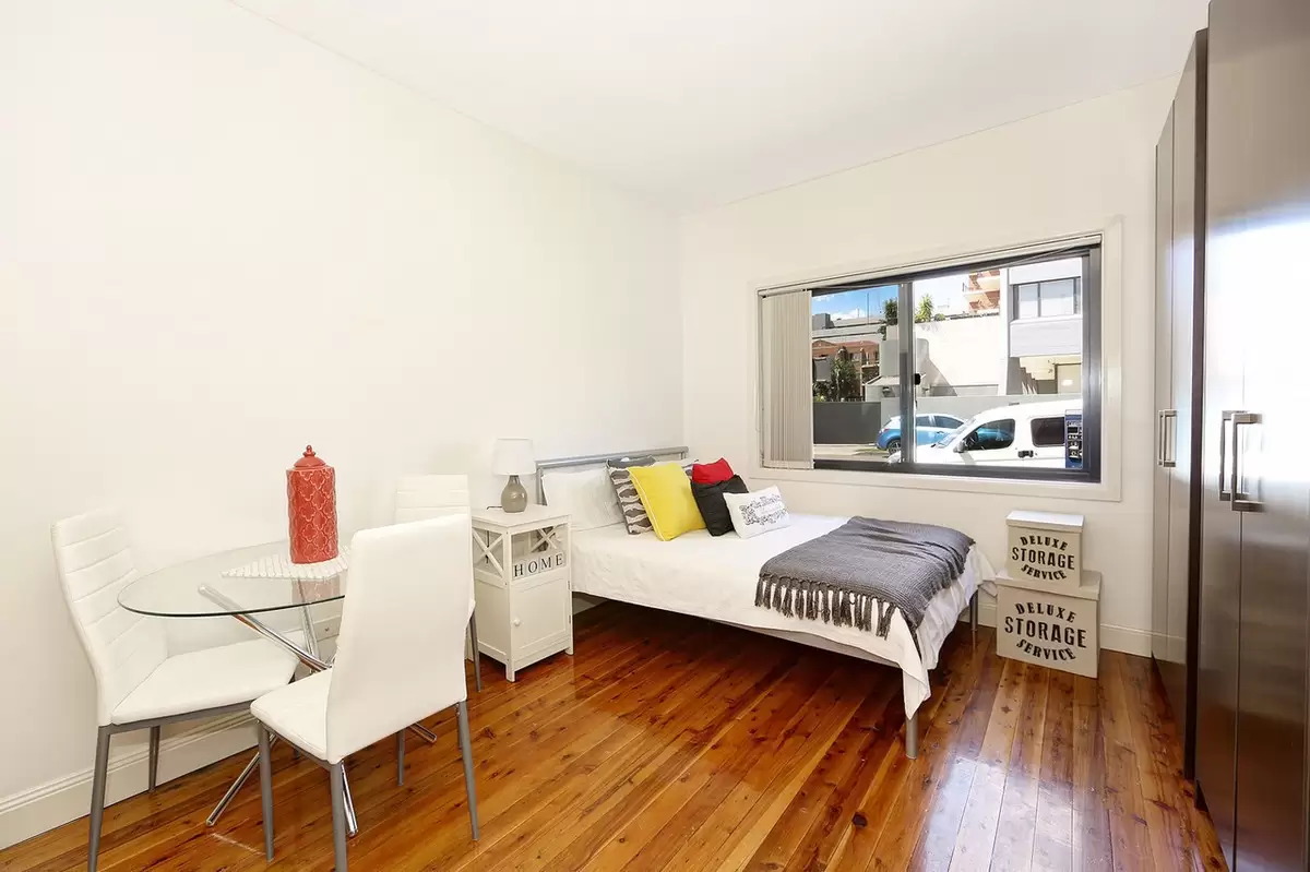 37 Meryla Street, Burwood Leased by Rich & Oliva - image 3