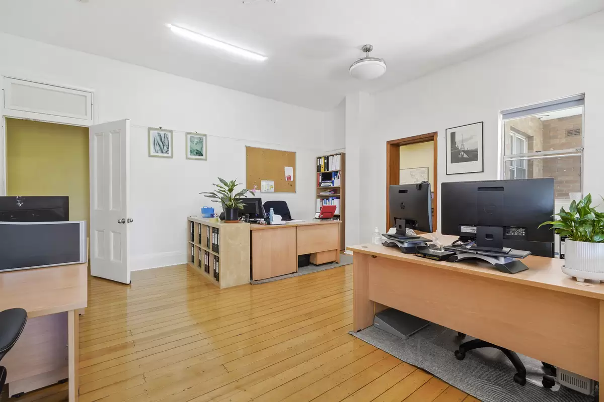 23 Weldon Street, Burwood Sold by Rich & Oliva - image 11