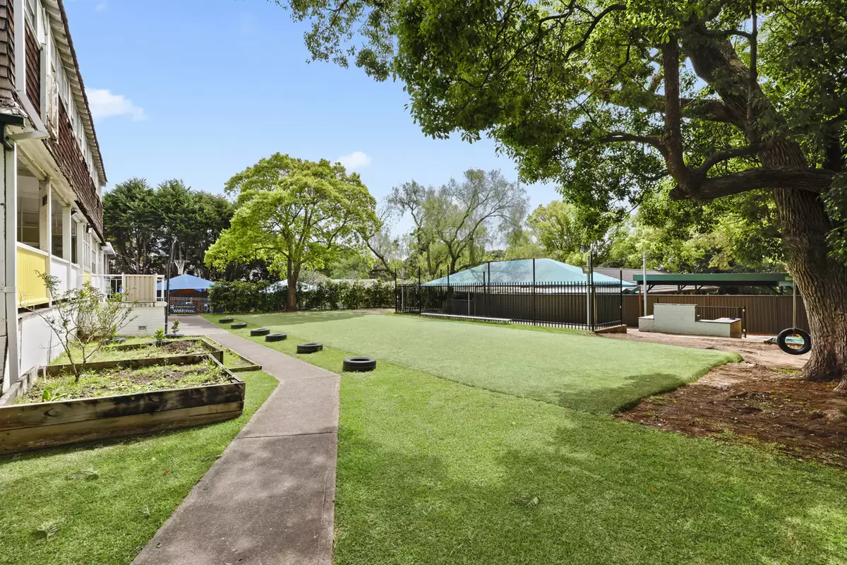 23 Weldon Street, Burwood Sold by Rich & Oliva - image 6