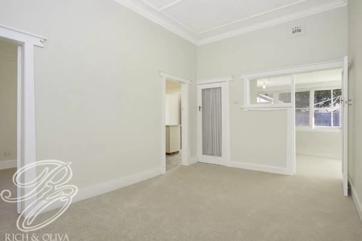 217 Victoria Street, Ashfield Sold by Rich & Oliva - image 5