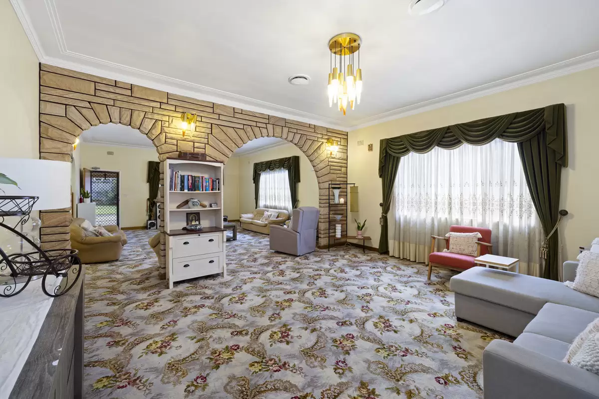 29 Brady Street, Croydon Sold by Rich & Oliva - image 6