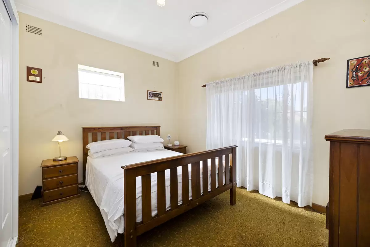 29 Brady Street, Croydon Sold by Rich & Oliva - image 4