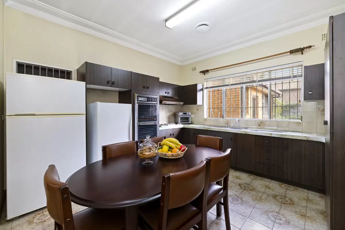 29 Brady Street, Croydon Sold by Rich & Oliva - image 13