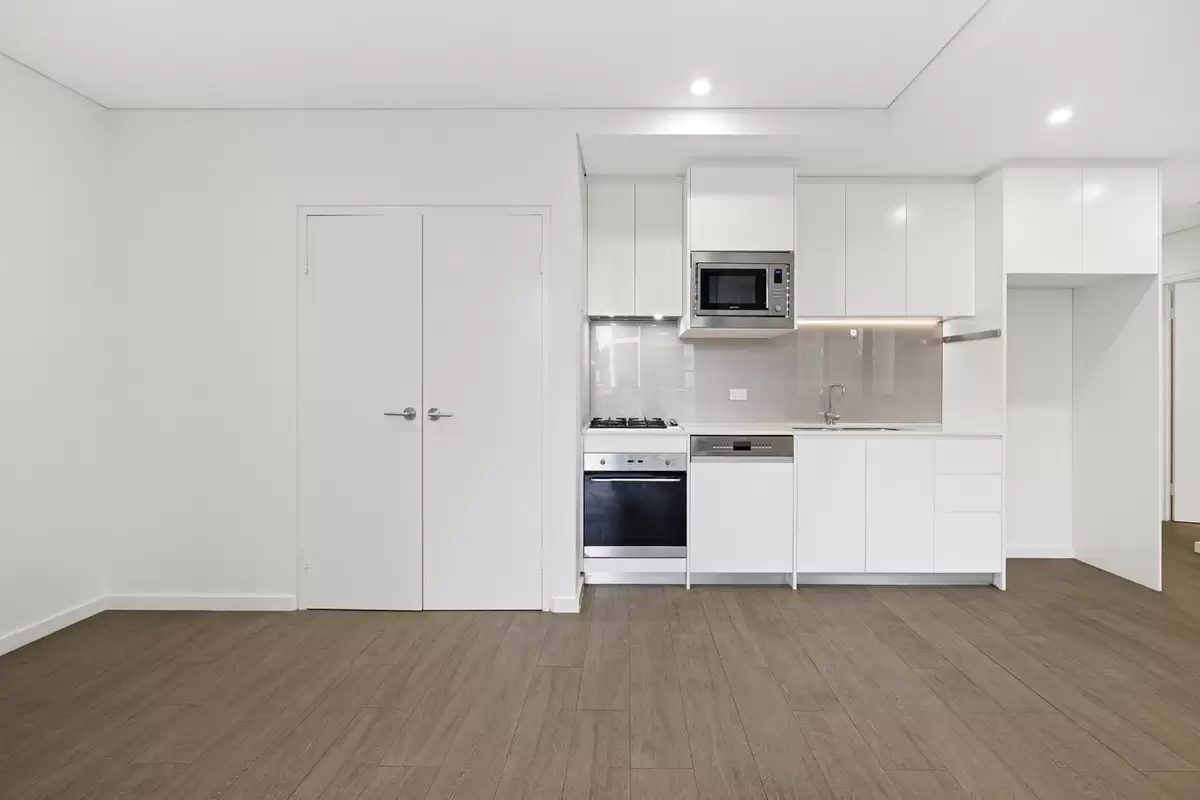 206/2-6 Thomas Street, Ashfield Sold by Rich & Oliva - image 5
