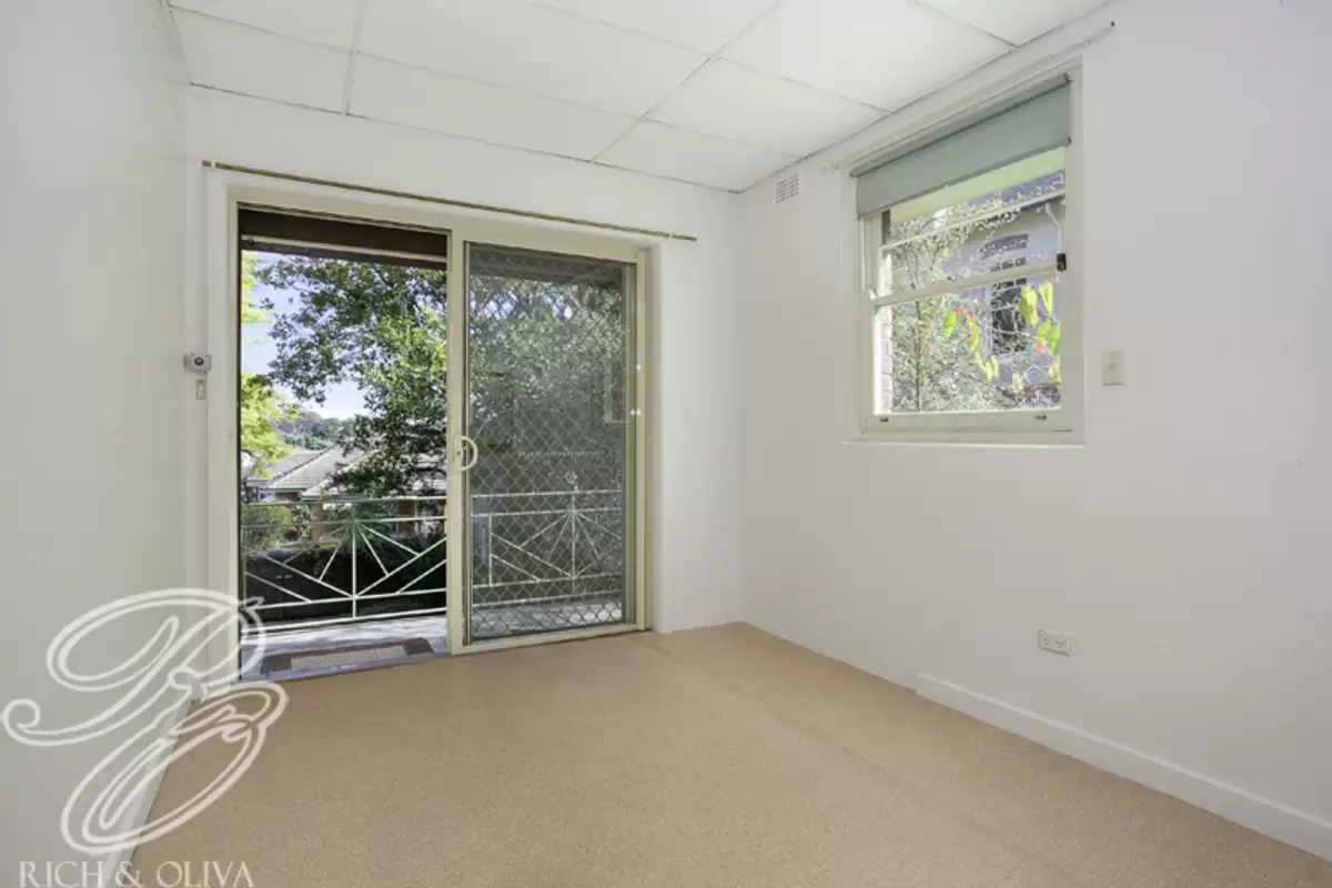 217A Burwood Road (Cnr Of Ireland St.), Burwood Sold by Rich & Oliva - image 3