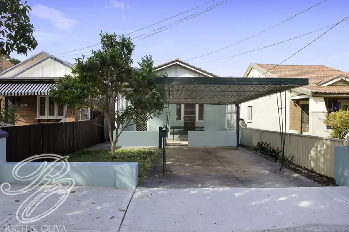 30 Boyle Street, Croydon Park Sold by Rich & Oliva - image 1