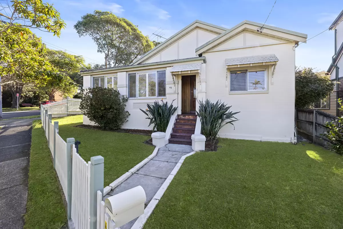 45 Lasswade Street, Ashbury For Sale by Rich & Oliva - image 2