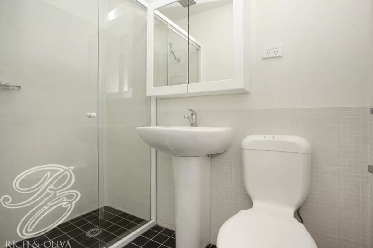 3/61A Albany Road, Stanmore Sold by Rich & Oliva - image 7