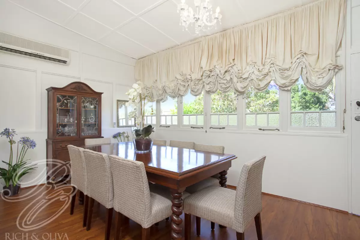 42 Badminton Road, Croydon Sold by Rich & Oliva - image 4