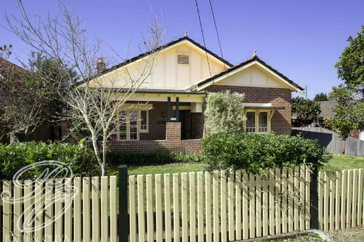 42 Badminton Road, Croydon Sold by Rich & Oliva - image 1