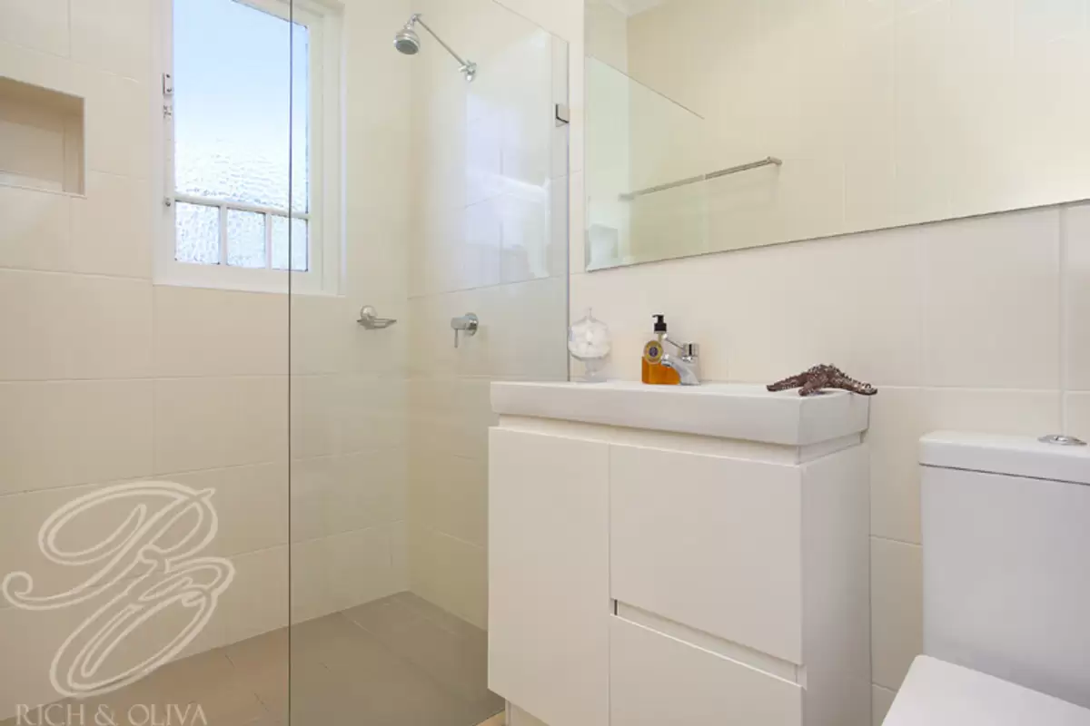 42 Badminton Road, Croydon Sold by Rich & Oliva - image 7