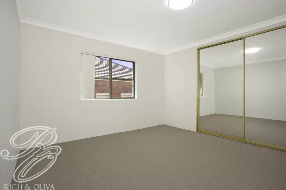 5/37 Alt Street, Ashfield Sold by Rich & Oliva - image 5