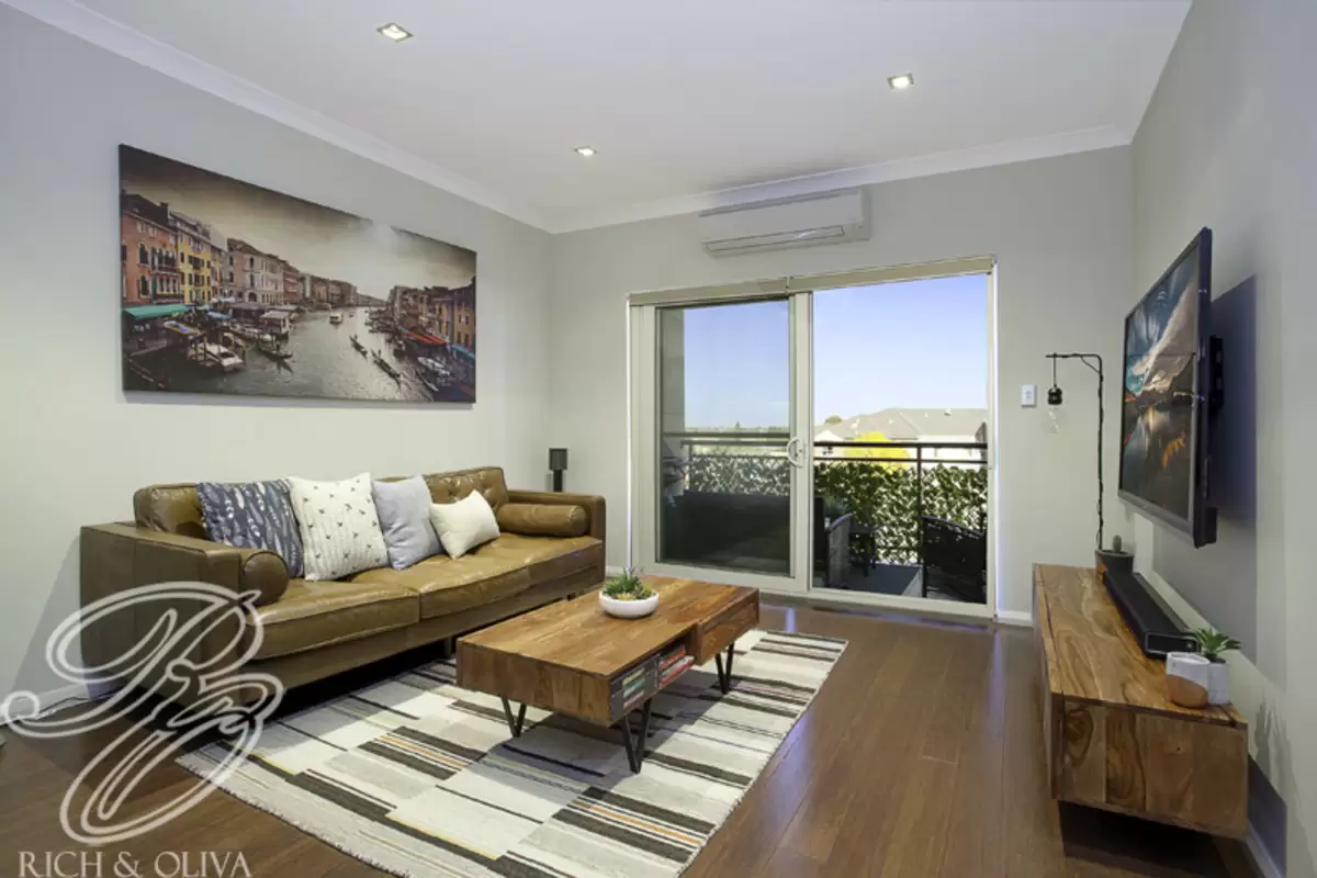 8/118-122 Canterbury Road, Hurlstone Park Sold by Rich & Oliva - image 3