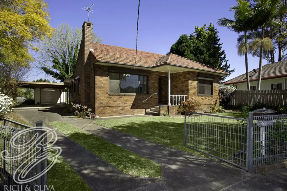 33 Fountain Avenue, Croydon Park Sold by Rich & Oliva - image 1