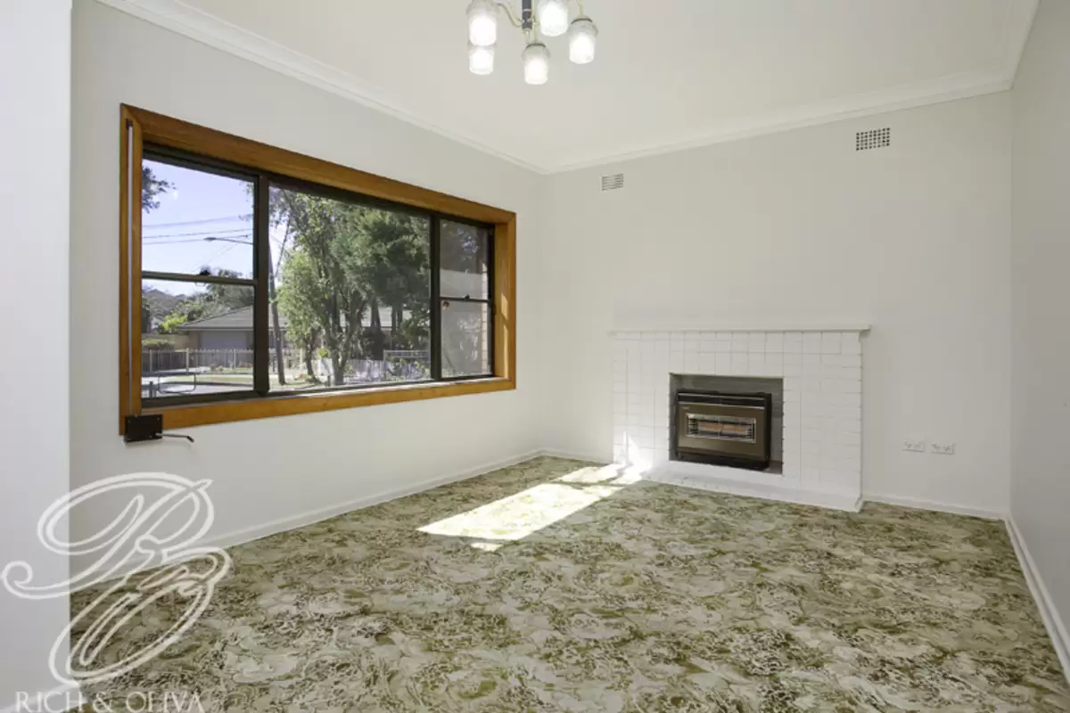 33 Fountain Avenue, Croydon Park Sold by Rich & Oliva - image 2